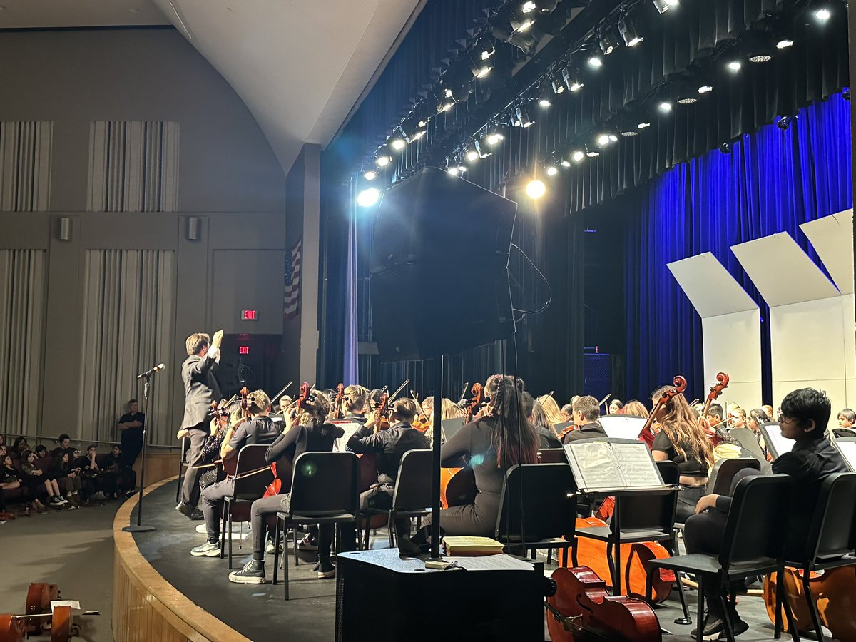 U-46 elementary orchestra concert featuring BES students.