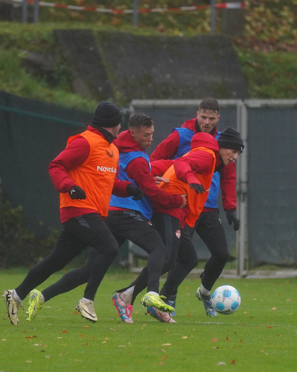1. FC Kaiserslautern tweet media