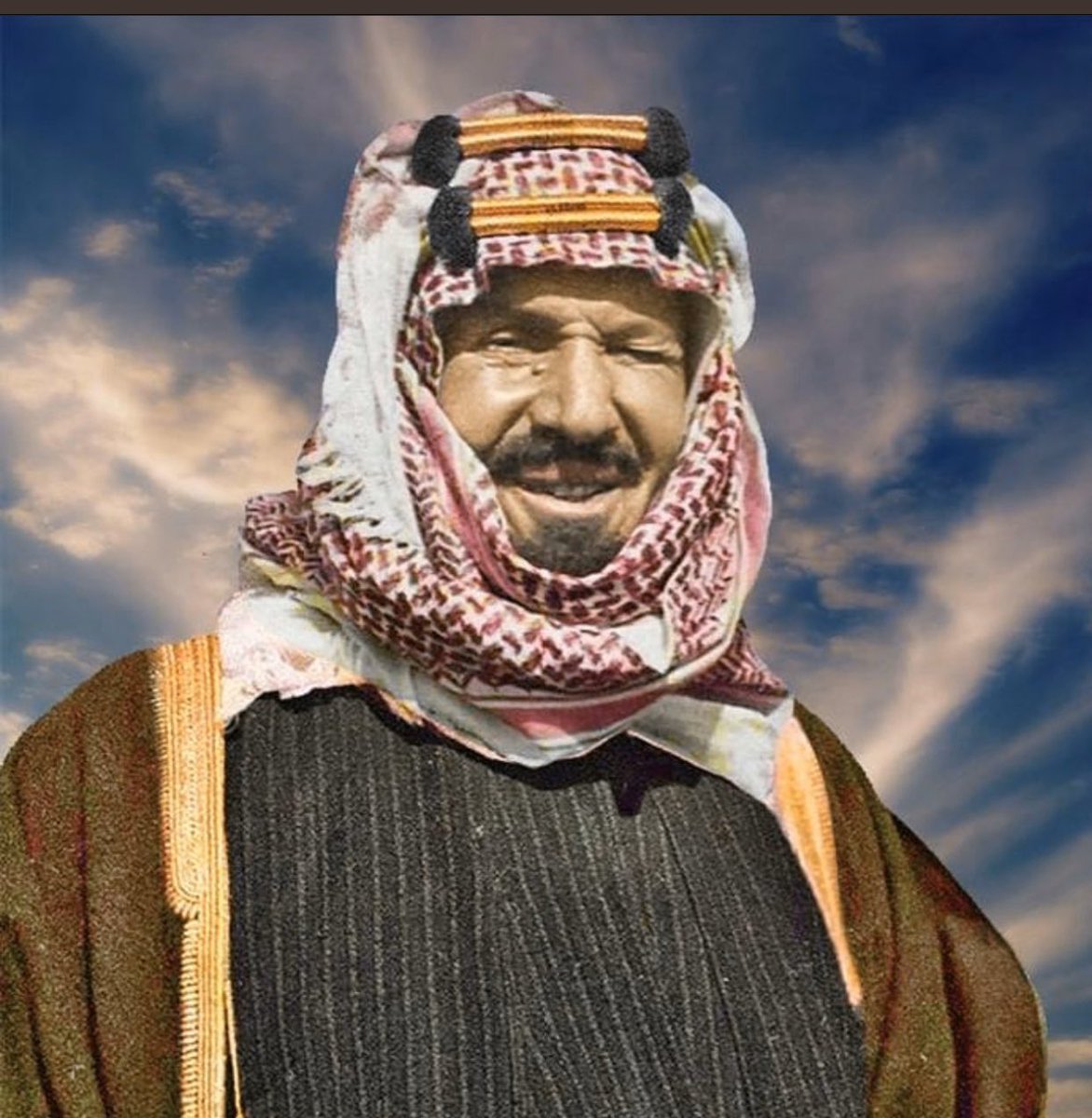 كانوا يسرقوهم، يقتلوهم ويعذبونهم وهم في طريقهم إلى الحج، هل هناك عمل أبشع من ذلك؟ 🤷‍♂️الذي جعل طريق الحج آمن لم يكن تركي ولا لبناني ولا فلسطيني ولا عراقي ولا يمني ولا إيراني ولا ولا ولا ولاولا. بل كان فارساً سعودياً شارك بمعارك كثيرة وأصيب كذا مرة ولم يشتكي. عاااااااشت #السعودية