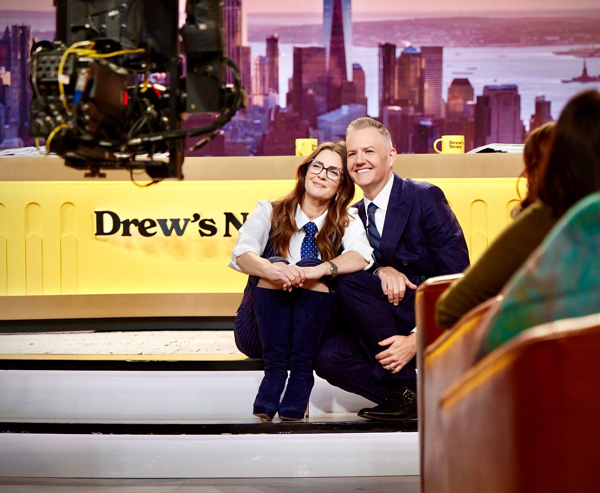 Ross Mathews (@helloross) on Twitter photo As we walked off set yesterday, I turned to Drew & said, “This is the greatest job in history.” And it’s not lost on us, even for a millisecond. THANK YOU for watching every day so we can keep hanging out w/ you & making this special show. SO grateful! 💛 🥰
<a href="/DrewBarrymoreTV/">The Drew Barrymore Show</a> As we walked off set yesterday, I turned to Drew & said, “This is the greatest job in history.” And it’s not lost on us, even for a millisecond. THANK YOU for watching every day so we can keep hanging out w/ you & making this special show. SO grateful! 💛 🥰
<a href="/DrewBarrymoreTV/">The Drew Barrymore Show</a>