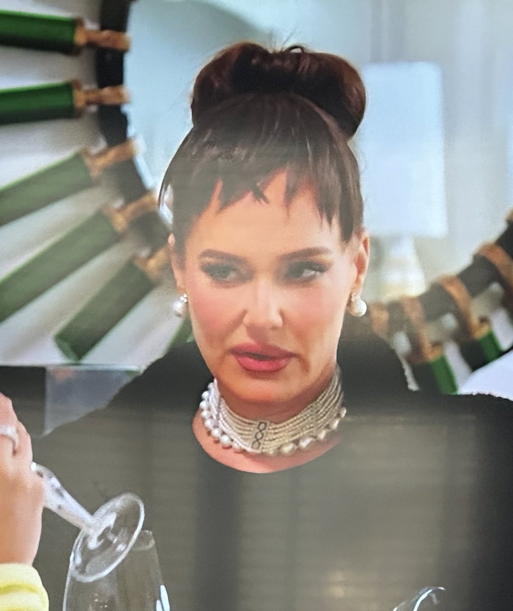 I miss the old days when we would’ve started a twitter account for Meredith’s bangs #RHOSLC