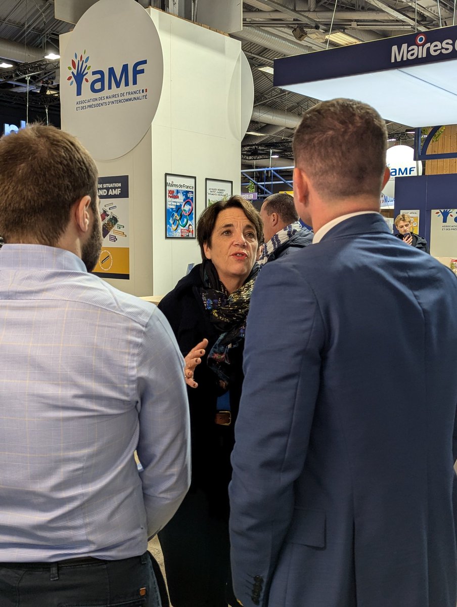 🔴 #SMCL2024 
Heureux d'accueillir <a href="/ACanayer/">Agnès Canayer</a>, qui a pris le temps d'échanger sur nos enjeux communs en matière d'accueil individuel du jeune enfant et en particulier sur l'attractivité des metiers d'assistant maternel et garde d'enfant à domicile 
#DuoDay2024