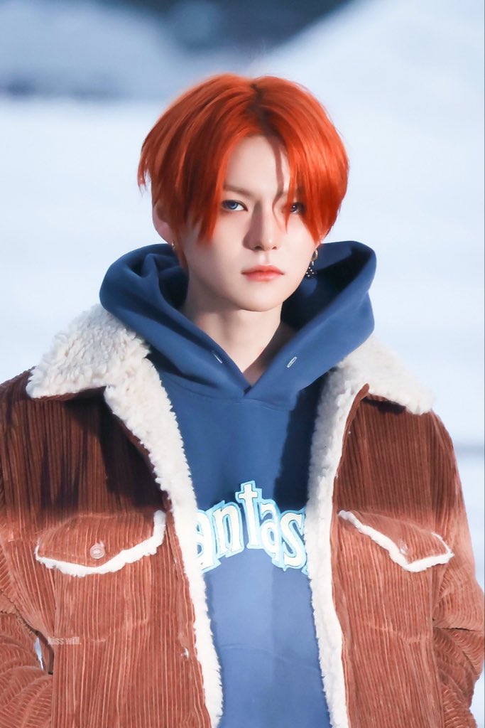 who's that red and orange hair beautiessss???

#KARINA #YOSHI