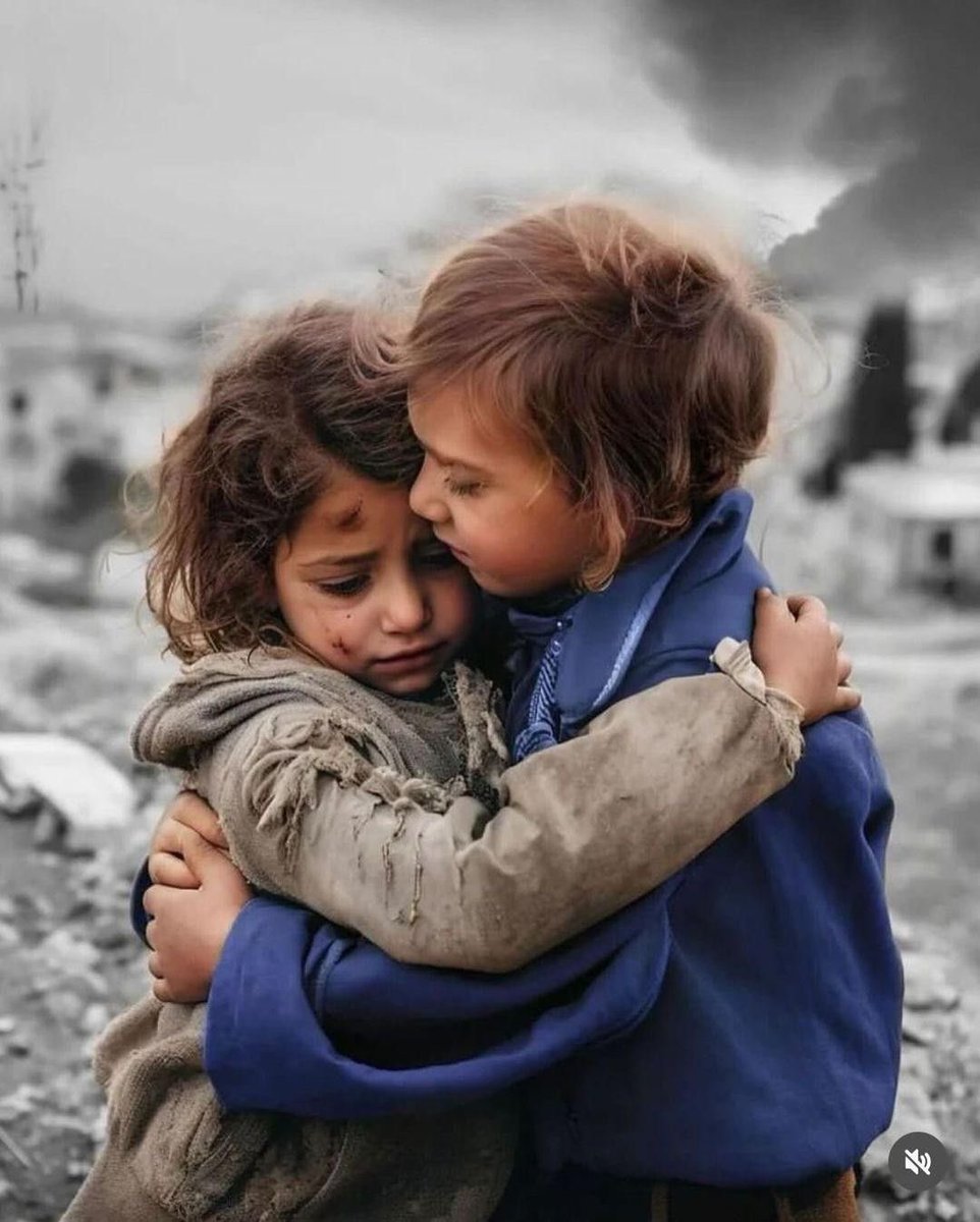 protectchild_01's tweet photo. The sense of love from people around makes children feel safe and comfortable.

You can buy our coins, to support in defending the freedom of children who are being affected by disasters

CA : EEeWgyrfrqUT9sJtQGwNBCfxqDF9L4ufATwuvvgmpump

#BTC #PumpIt #Crypto #solana #Trending https://t.co/DbwKVkbyPI