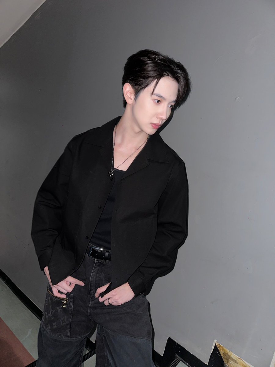 MchoiceTH's tweet photo. วันนี้แม็กกี้มาดู #FoureverYouEP8 พร้อมกับแฟน ๆ ค่า ทีมหน้าจอพร้อมมั้ย ทีมหน้างานพร้อมมากก 🙌

#FoureverYouProject 
#maxky_rp 
#MchoiceArtist https://t.co/wBICvZAyIF
