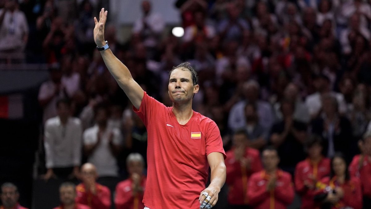 openerapod's tweet photo. Rafa's last match felt especially poignant with Open Era closing up shop in a few weeks. 

Our thoughts on Nadal's goodbye, Spain's greatest athlete, the ATP Finals (bad) + more⬇️ 🎾  

🎧 https://t.co/zPTu6it6ke https://t.co/3jfMYHzBuI