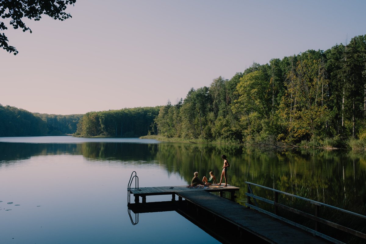 alexkibb_'s tweet image. Long days at the lake on Fujifilm X100V