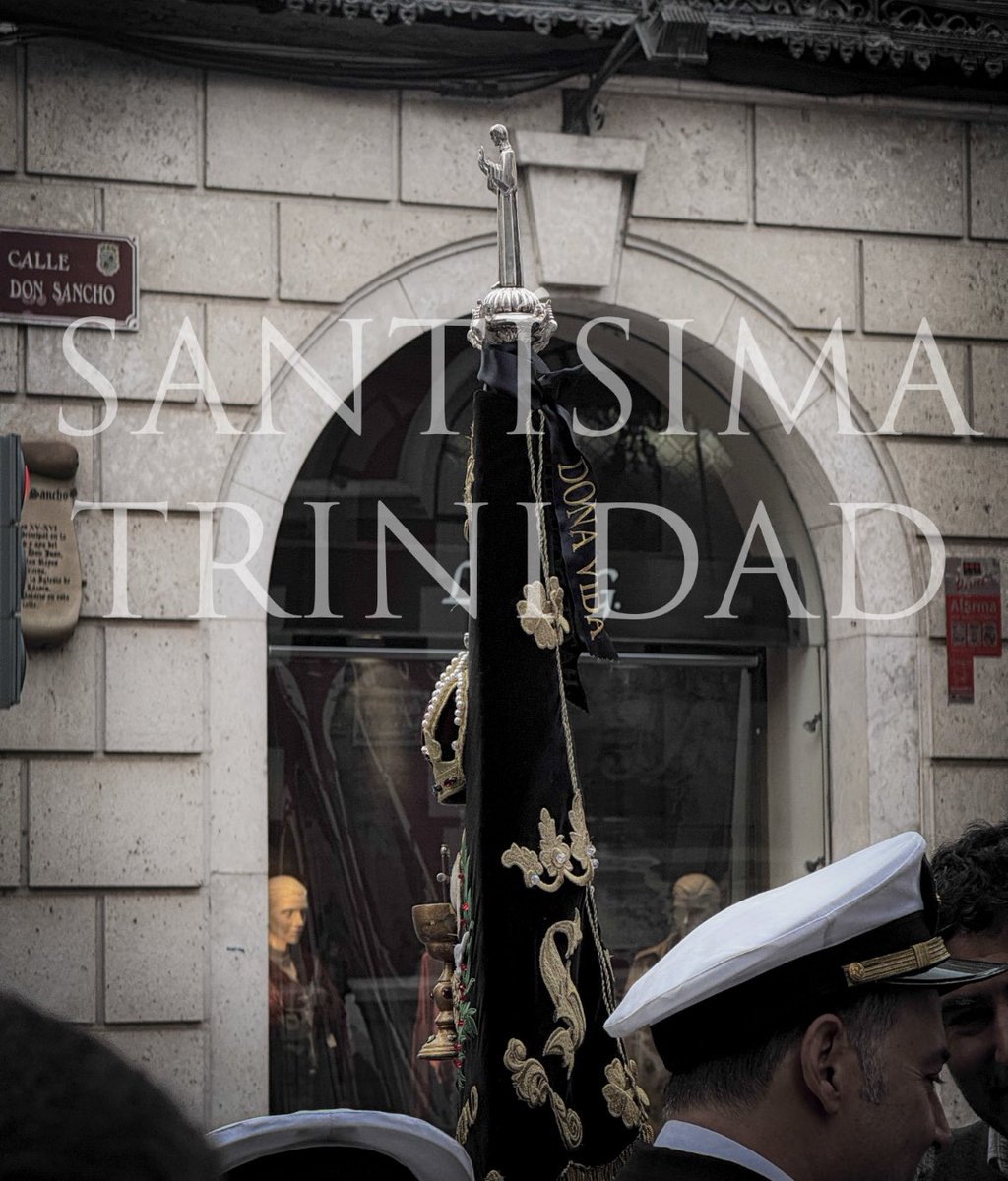 La cuenta atrás…

📅: 23 de Noviembre
⏰: 19:00h
📍: Capilla de Nuestra Señora de la Soledad

#𝐒𝐔𝐄𝐍𝐀𝐓𝐑𝐈𝐍𝐈𝐃𝐀𝐃