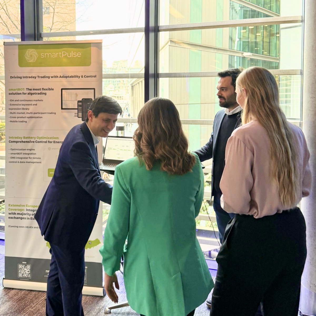 smartpulsetech's tweet photo. Highlights from Montel UK Energy Day 2024! 🇬🇧

It was great to connect with energy professionals and share how smartPulse empowers traders in complex energy markets. A big thank you to everyone who joined us. See you at Montel Iberian Energy Day on November 28th!

#UKEnergyDay https://t.co/yCWRanB5Pg