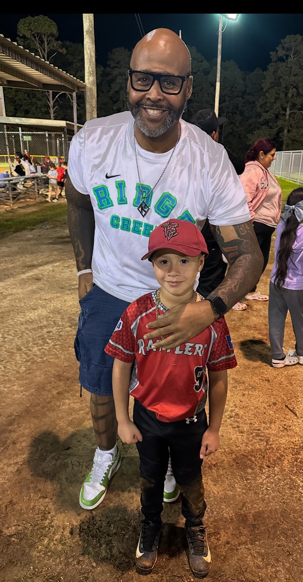 We support our Cubs! Thank you <a href="/projectbrewer/">CAMERON BREWER</a> for being there for our students in and out of the classroom! A teacher’s presence makes a lifelong impact! #CubcommUNITY #TeamRCE #MyRCE #AllinAtRCE