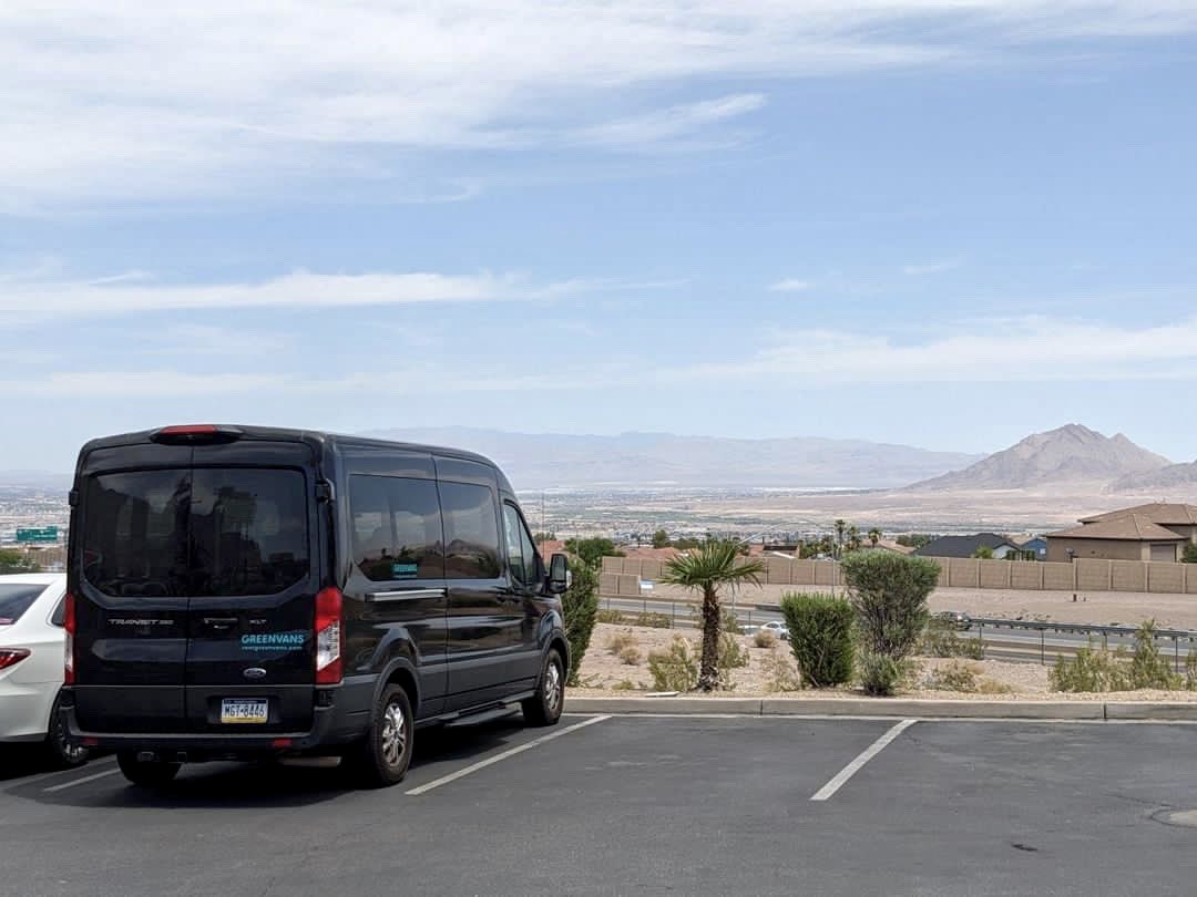 greenvans's tweet image. 📸 Here are some great sights from our drivers, John and Keenan from custom deliveries to LA! Did you know that we offer custom deliveries for an extra fee? Hit up our sales team to get you started on your next trip by reaching out to quotes@rentgreenvans.com.