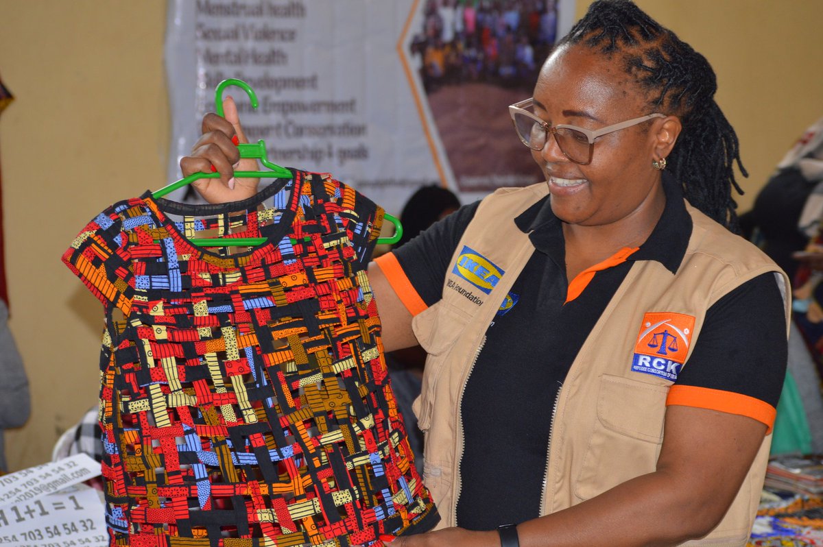 RCKKenya's tweet image. 🎉 Today, #EntrepreneurDay2024 at Kayole Social Hall brought together over 150 participants, showcasing resilience &amp;amp; creativity of #Refugee &amp;amp; #HostCommunity entrepreneurs!

Inspiring stories, #business exhibitions, &amp;amp; impactful networking paved the way for future collaborations.