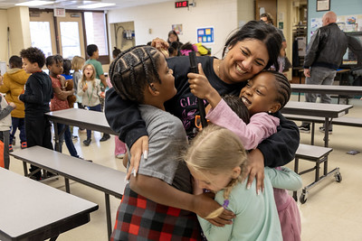 codepted's tweet photo. Aspiring educators: create a free account with @TEACHColorado &amp; access valuable resources to kickstart your journey! You’ll receive a personalized guide to licensure &amp; insights from experienced teachers, and scholarship opportunities. Start your path here: https://t.co/y78gpqlT8E https://t.co/yPPRUKi01v