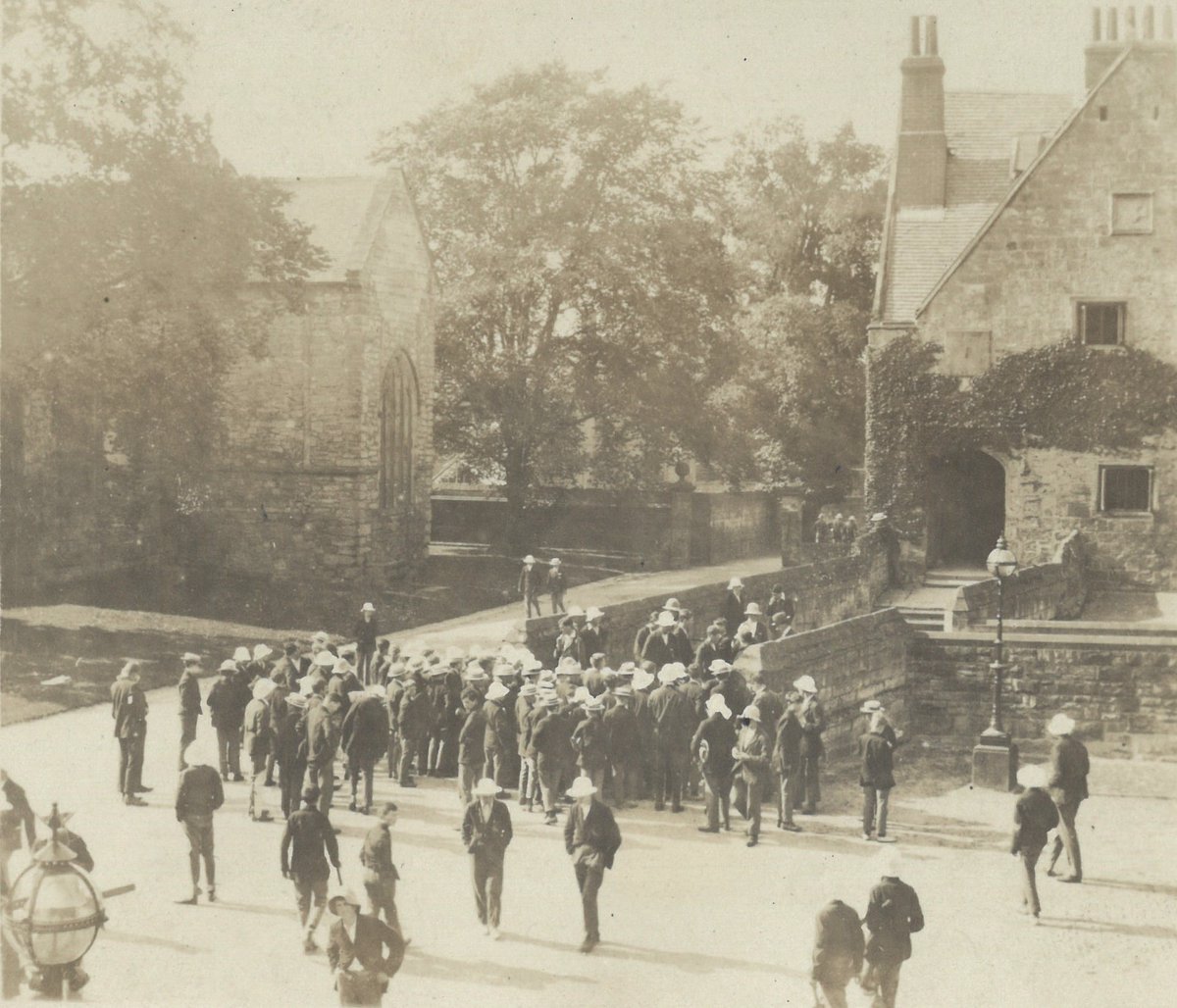 Repton Archives tweet media