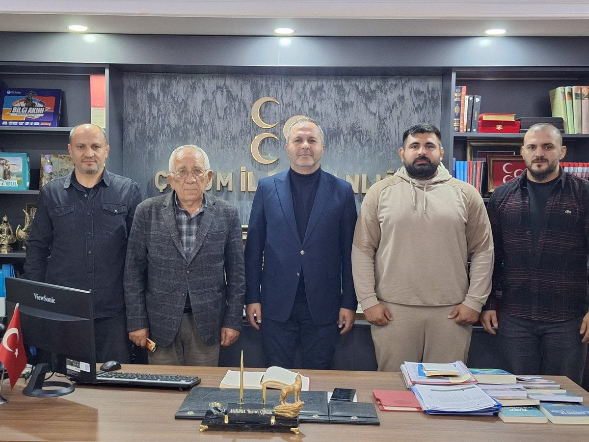 MHP İl Başkanlığı 

MHP İl Başkanımız Sayın Mehmet İhsan Çıplak'ı, Çorumlu güreşçilerimiz ziyaret etmişlerdir. 

Ziyaretleri için teşekkür eder, çalışmalarında başarılar dileriz.