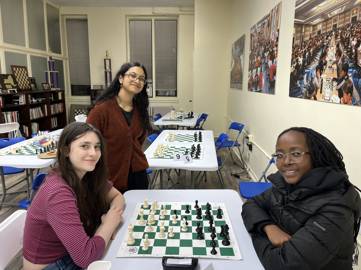 thegiftofchess's tweet image. Chess Sisters ❤️ @HerMoveNext