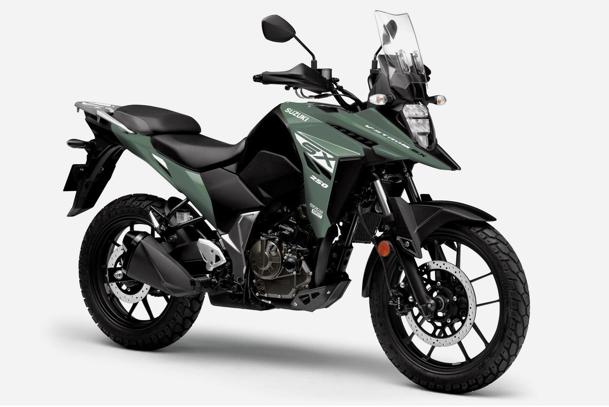 もしくはマットスティールグリーンメタリックみたいな色