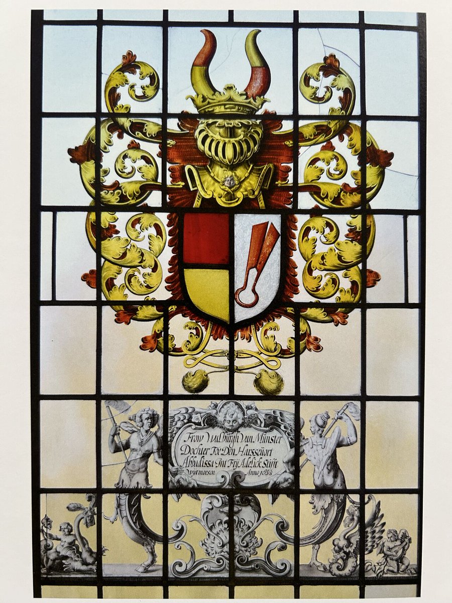 s_KBL's tweet photo. BOEK 135 jaar nadat 17e-eeuwse wapenruiten van Havezate Huis te Breckelenkamp verdwenen zijn ze gevonden in kasteel Twickel.  Een jarenlang traject van onderzoek, restauratie en terugplaatsing is beschreven in "Zeewezens van glas. Het raadsel van de ramen van Huis Breckelenkamp" https://t.co/xykxmO0vmb