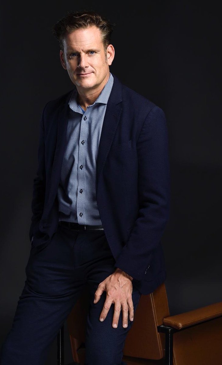 ClineMeyer's tweet photo. Breaking news !!! Philippe Jordan est nommé directeur musical de l’Orchestre National de France 🤩🎶❤️

Magnifique nouvelle pour l’orchestre et ses musiciens ! 

#philippejordan @nationaldefce @maisondelaradio https://t.co/iGvzEO8Jqa