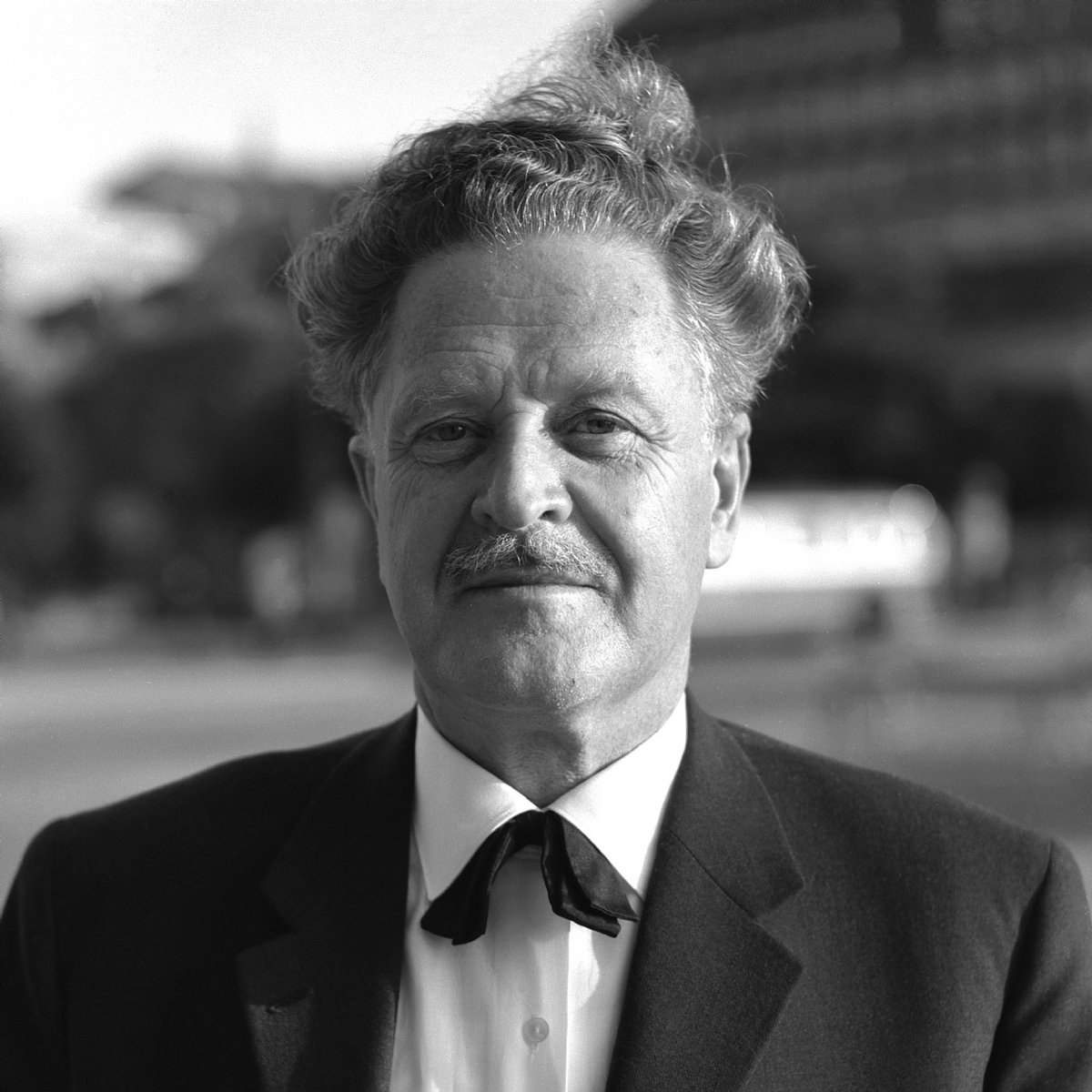 İlber Ortaylı: "Nazım Hikmet bugün gençlerin kullandığı Türkçeyi duysaydı çıldırırdı."