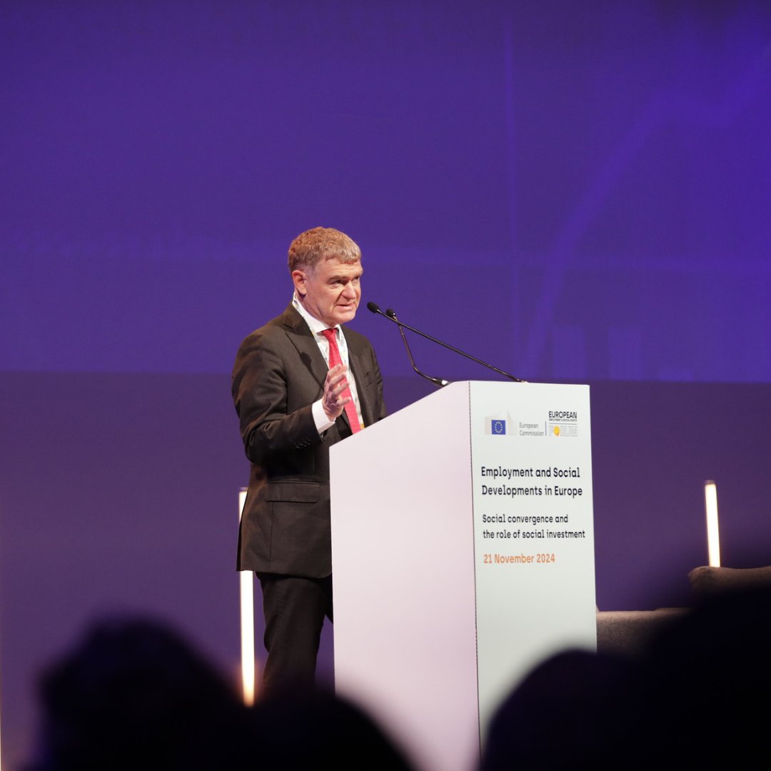 EU Social 🇪🇺 (@eu_social) on Twitter photo The EU's ability to prosper and unlock future growth hinges on our collective capacity to tap into the full competitive potential of our society and economy.
- Our Director-General <a href="/EU_MarioNava/">Mario Nava</a> kicking off the event on the Employment and Social Developments in Europe report. The EU's ability to prosper and unlock future growth hinges on our collective capacity to tap into the full competitive potential of our society and economy.
- Our Director-General <a href="/EU_MarioNava/">Mario Nava</a> kicking off the event on the Employment and Social Developments in Europe report.