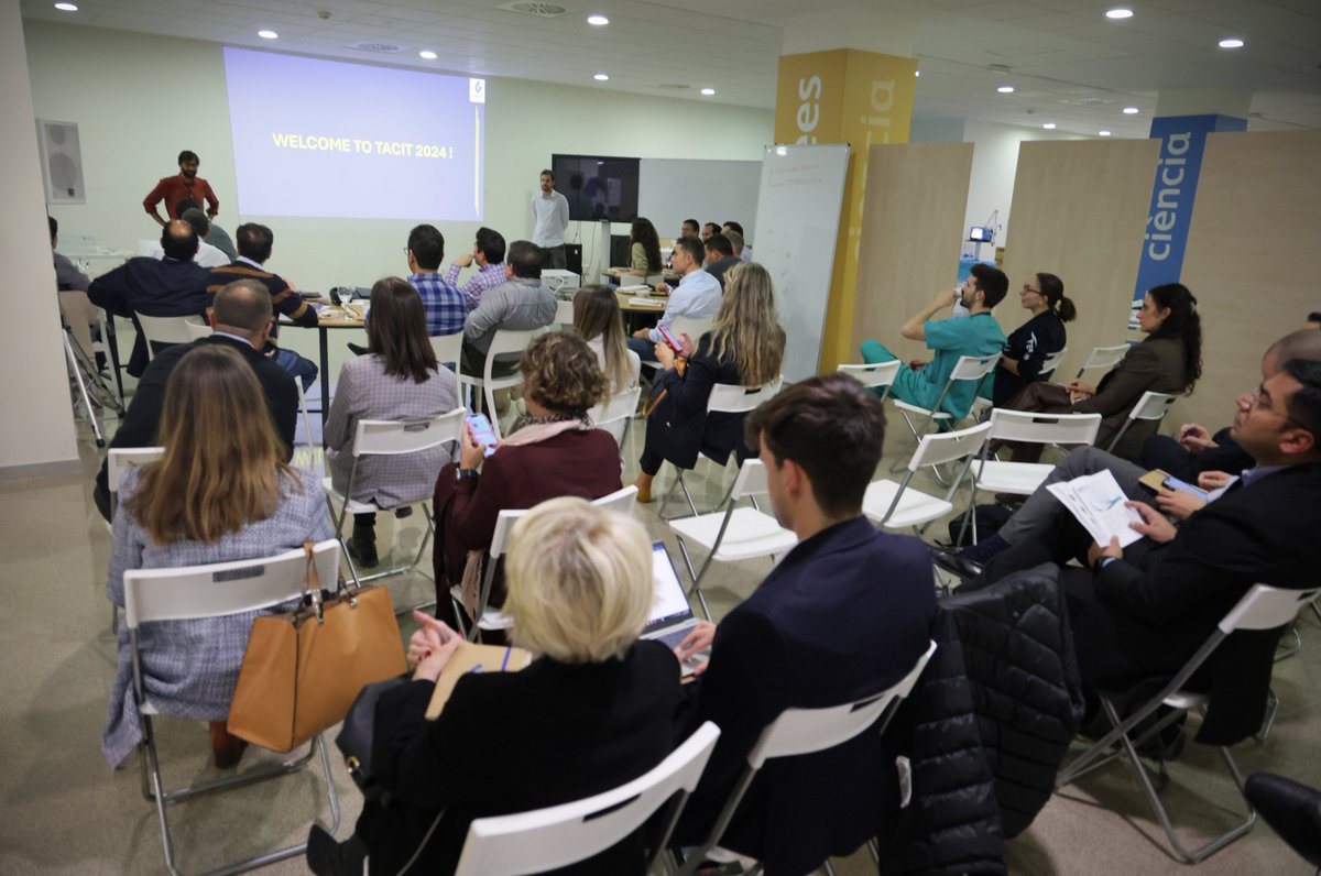 HospitalLaFe tweet media