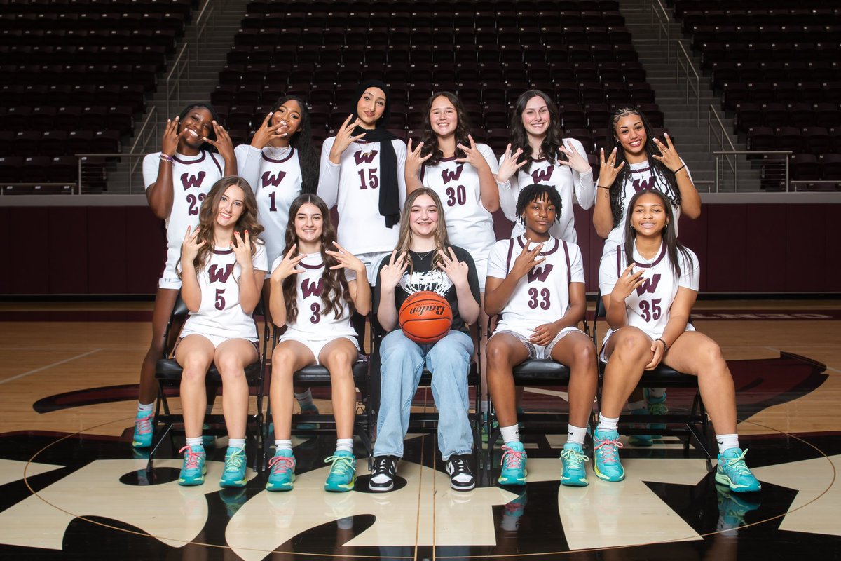 Senior Year!!!
<a href="/wyliegirlsbball/">Wylie High Girls Basketball</a> <a href="/JazTheShooter/">Jasmyn Reneè</a>