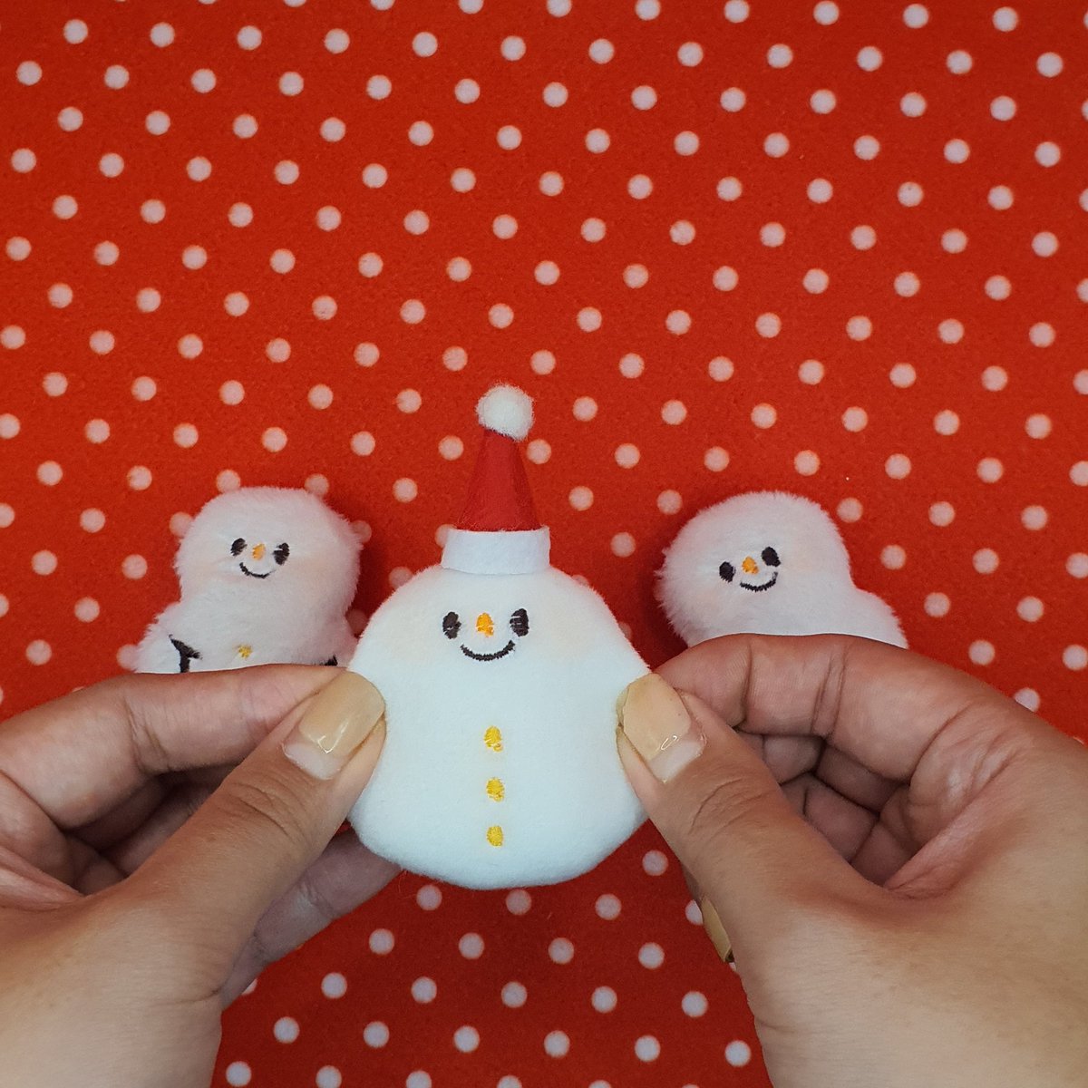 💚RT 
솜프리 입장권 이벤트❤️

🎉12월21일 세텍전시장
🎄크리스마스와 함께 솜프리마켓7

💚RT당첨자 분께 
3타임 티켓 400번대 1매 를 드립니다
(12시 30분 전후로 입장)

❤️RT+팔로우 당첨자분께
모찌 말랭 눈사람

당발 12월1일 

#솜프리#솜프리마켓 
<a href="/somfreex/">솜프리마켓 ☁️ 공식 계정</a>
<a href="/somfreemarket/">솜프리마켓 ☁️ 부스홍보</a>