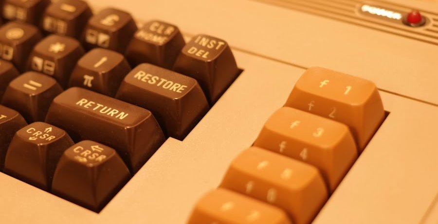this is a test, please give this a retweet if you see it on your timeline, I'm testing for reach without a blue tick, ta me lovelies.❤️ #C64 #Commodore