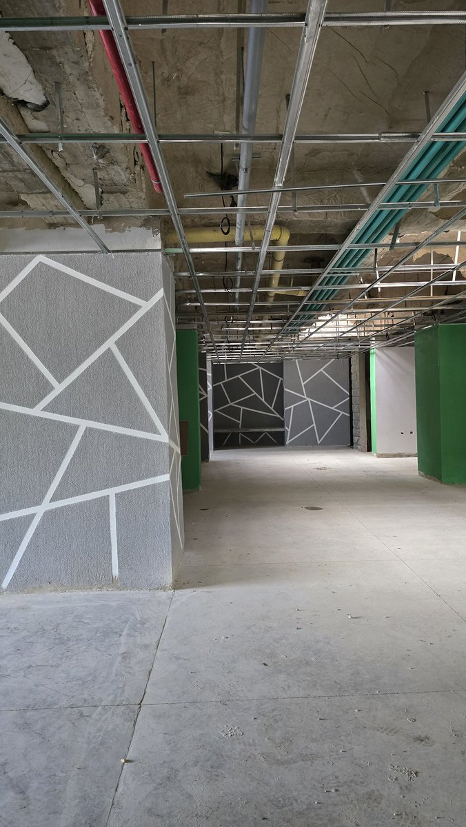 YamilHAranaP's tweet photo. Miren cómo va el Sena de Magangué. 

Continuamos con las labores de enchape, instalación de cielo raso, redes eléctricas, ventanería y puertas metálicas, así como pintura. Esta obra va a significar un impacto social sin precedentes en el ‘corazón’ de Bolívar.

Avance del 90%. Estamos en la recta final.