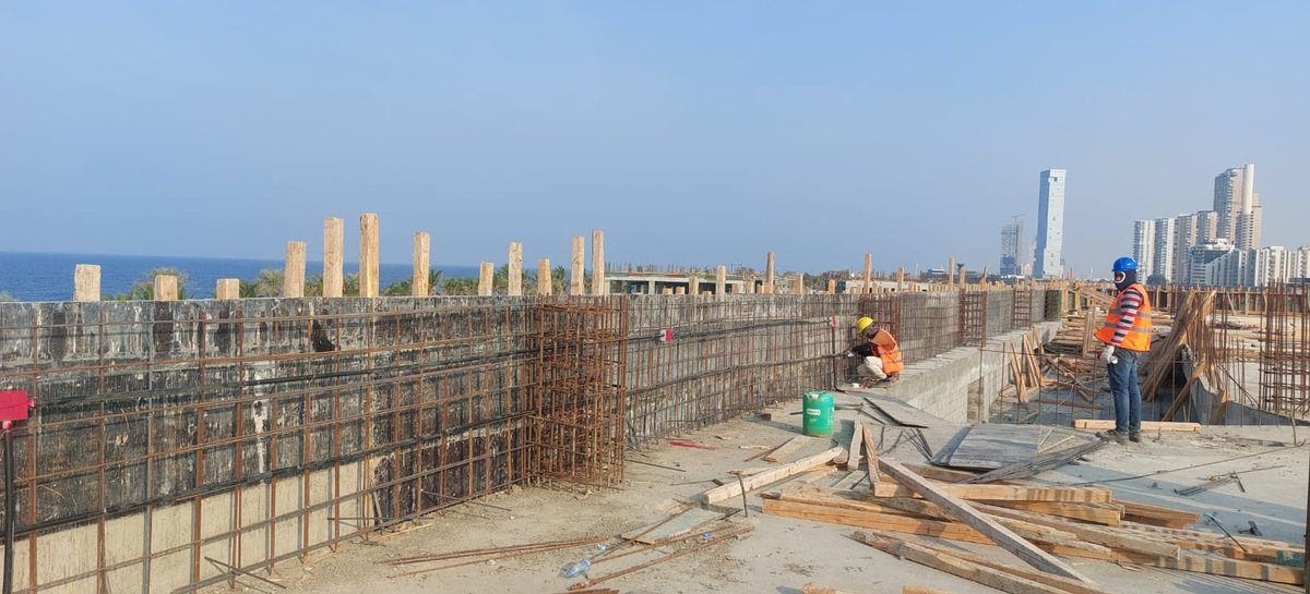 GTS_co's tweet photo. 🚧 Weekly Progress Update: The Cove Project, Jeddah 🏗️
Here’s a snapshot of our ongoing works:
🔌 Low Voltage Cable Tray Support Installation

💡 First Fix Lighting System Installation
📍 South Parking At  Roof Floor - Casual Dining Building (Type B)

(1/3) https://t.co/VCBa7wPCQU