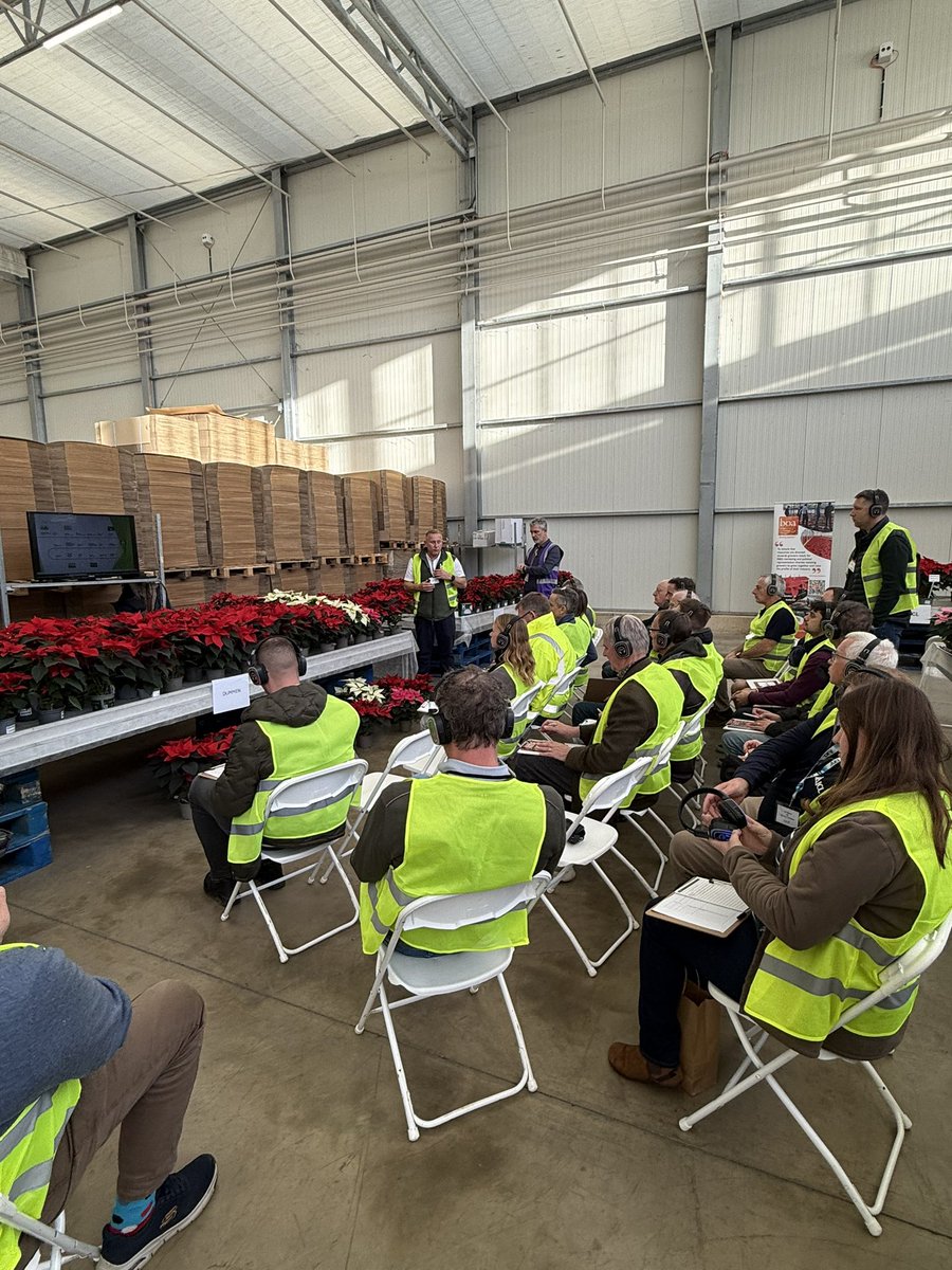 Next in the afternoon session is David MacDonald, Koppert, presenting on Biological Control for Whitefly

#britishornamentals #Boa #poinsettia #homegrown #horticulture
