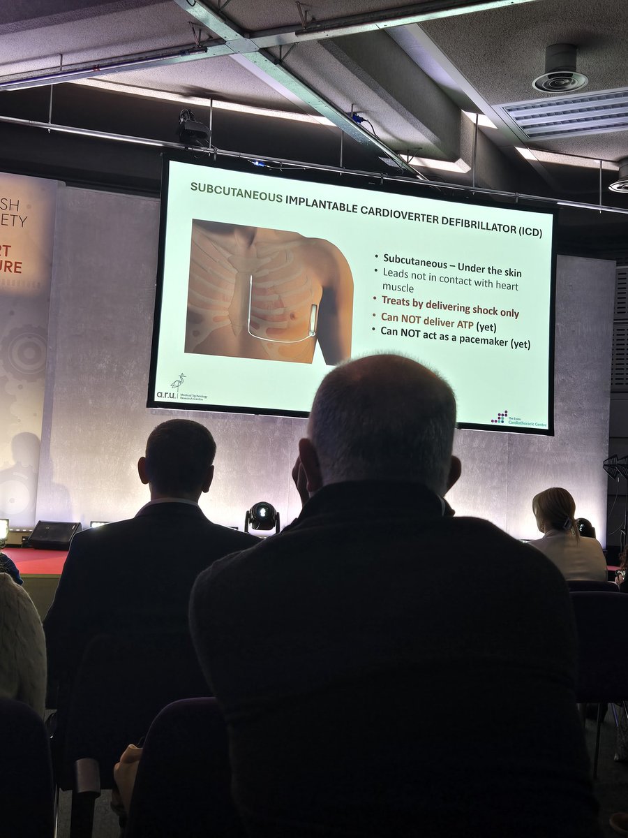 AdaoraTan's tweet image. Amazing @savodoc on transvenous Vs subcutaneous ICDs.Medication therapy should always be first line for patients with HFrEF. Both SICD and TV-ICD&apos;s have acceptable efficacy and safety data. The decision to implant mainly affected by patient-related factors #BSH2024 #25in25 #hf