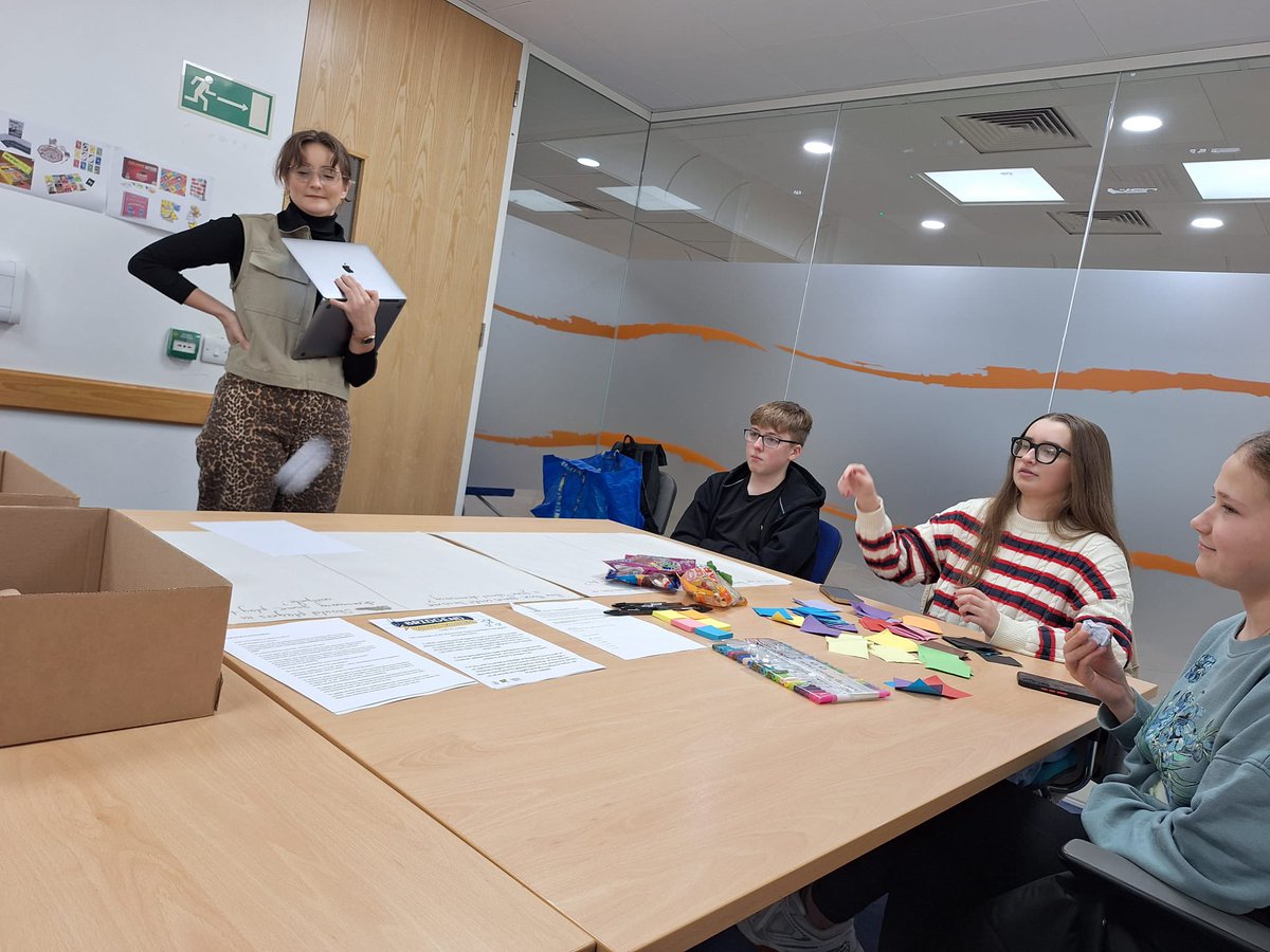 BridgendYouthCouncil1 tweet media