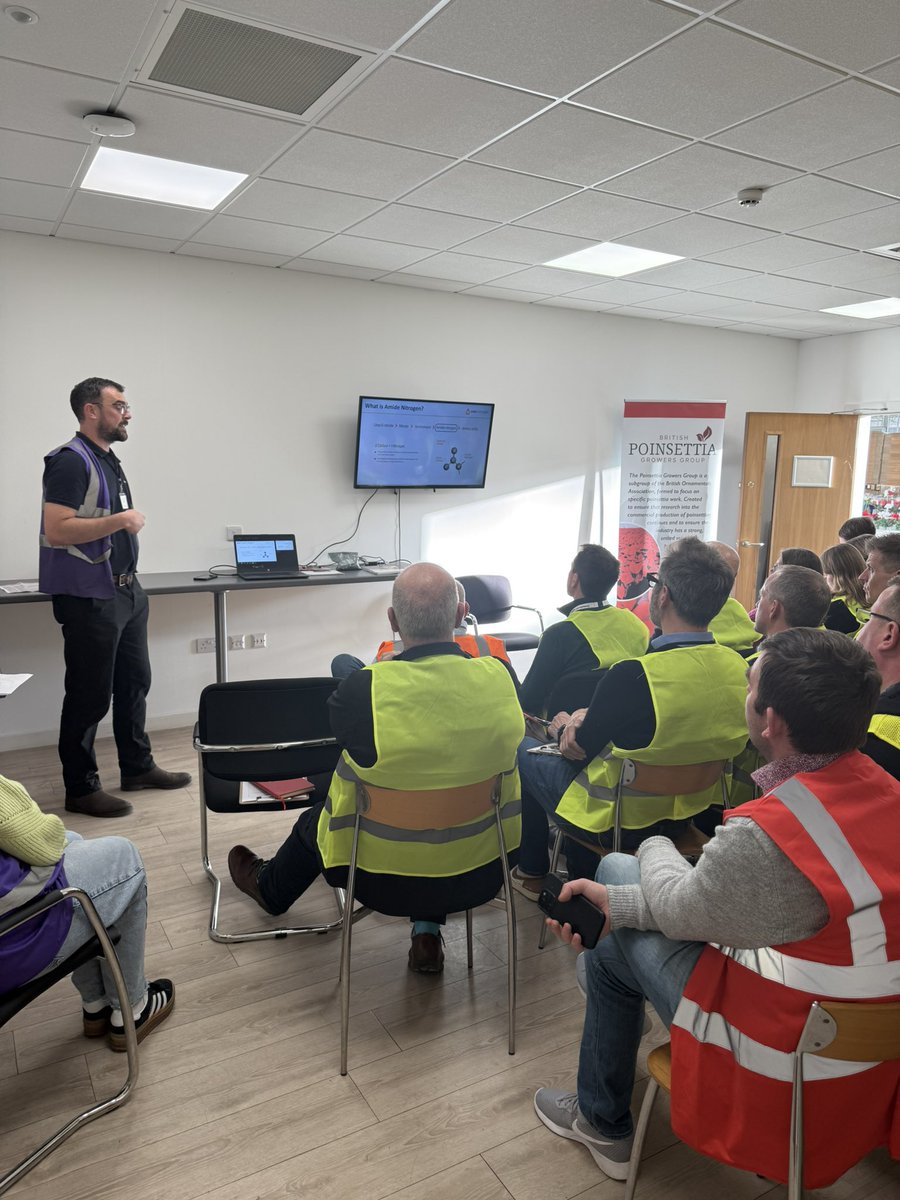 Joe Barfoot, Aiva Fertiliser Ltd joins us, with a talk on Integrated Nutrient Management in Horticulture 

#britishornamentals #Boa #poinsettia #homegrown #horticulture