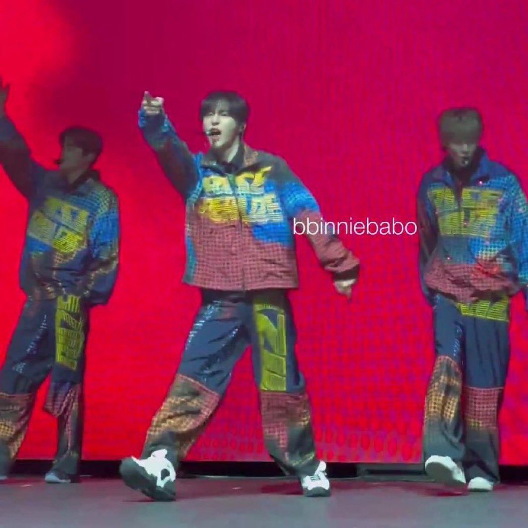 withbonie's tweet photo. สะใจคุนแม่ ชมไฮโน้ตโชว์พลังเต่า เต่า เต่า vs เต่า เต่า เต่า เต่า ใครจะชนะโหวตได้โลย /ᐠ｡•̀ᴗ- ྀིﾏ .ᐟ https://t.co/ARKhK884zN