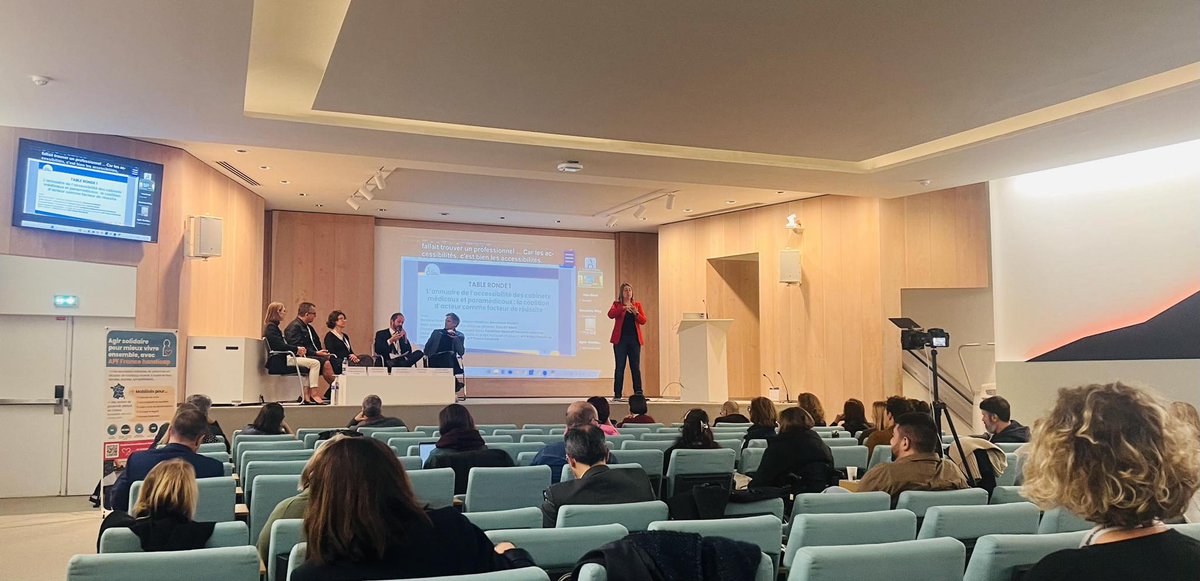 cnomk's tweet photo. [Actualité de l'Ordre 📰]    

Stéphane MICHEL, président de la commission exercice et prévention du @cnomk, participe avec l'ensemble des ordres des professions de santé à une rencontre autour de l'annuaire de l’accessibilité des cabinets médicaux et   paramédicaux : bilan, bonnes pratiques et perspectives. 📖 @apfhandicap 

Pour les kinésithérapeutes, vous pouvez décrire l'accessibilité de votre cabinet sur⤵️ https://t.co/i1dnEHy9n2