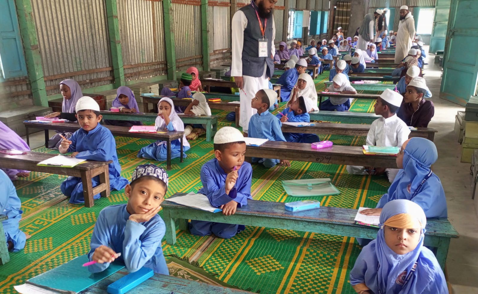 সরিষাবাড়ীতে মেধা যাচাইয়ের লক্ষ্যে নূরানী স্কলারশীপ পরীক্ষা অনুষ্ঠিত