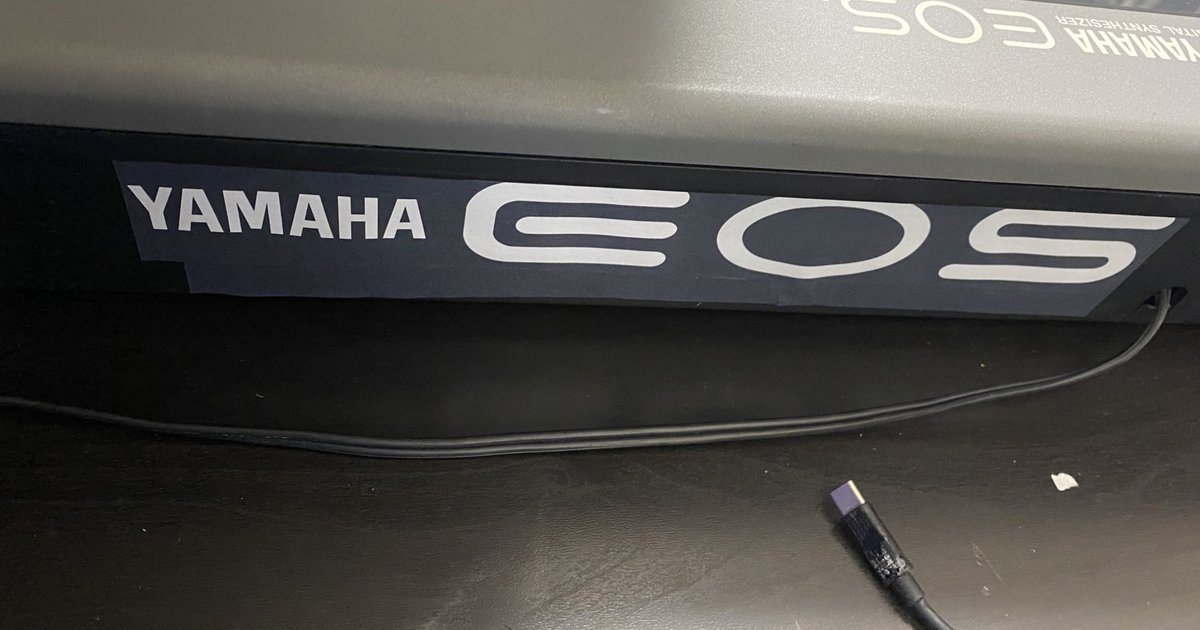 YUKKURIPC's tweet photo. ステッカーとかじゃないけど紙に印刷して両面テープではった
#EOS #EOSB200 https://t.co/bfFWbbd8ZB