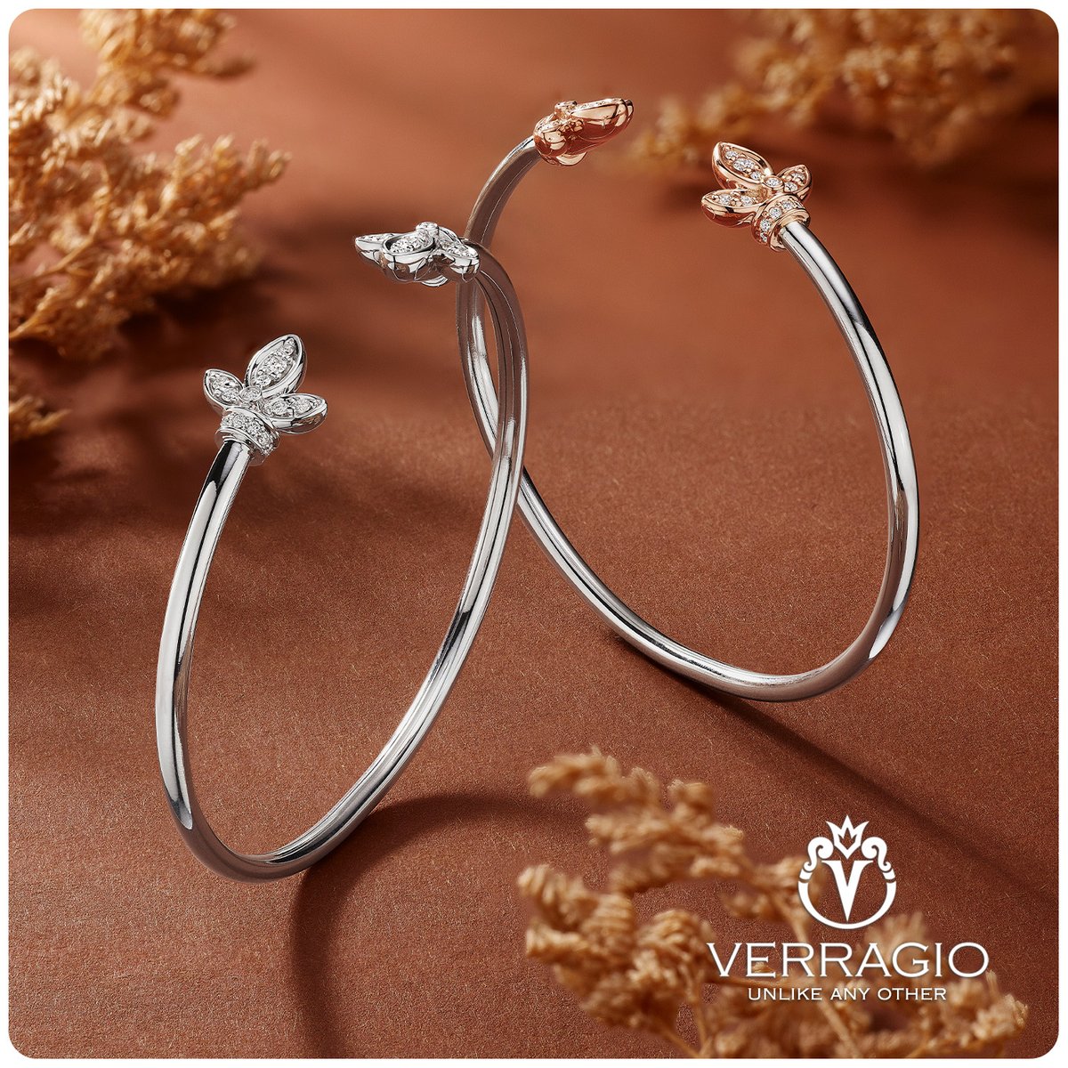 Verragio Fine Jewelry: Everyday Elegance (New Post)
The Art Deco movement incorporated elements of Greek mythology, creating stylized interpretations of... 

Continue reading: apps.verragio.com/news/2024/11/2…

Bangle bracelets from the Vanguard Athena collection in 18K gold and diamonds.