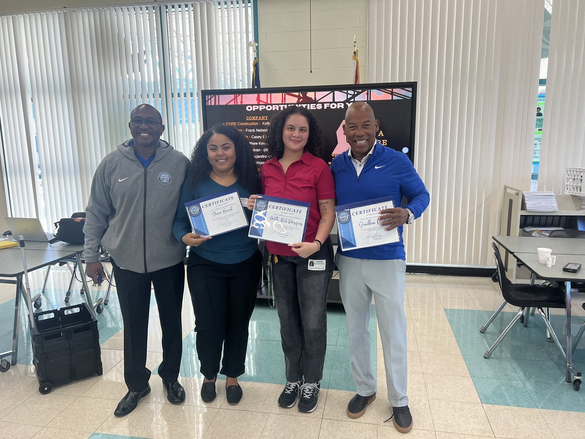 We want to give a big THANKS to Mr. Graham from HORUS Construction! His wealth of experience is so welcomed! 🪚🛠️🧰🔩 <a href="/HillsboroughSch/">Hillsborough Schools</a> <a href="/VanAyresHCPS/">Van Ayres</a> <a href="/KarenPerezTampa/">Karen Perez</a> <a href="/WashingtonShake/">Henry "Shake" Washington</a> <a href="/HCPSBoard/">HCPS Board Members</a> <a href="/MagnetHCPS/">HCPS Magnet Programs</a> <a href="/JuliaSCohen/">Julia Sarmiento</a> <a href="/hcpsdgaines/">Derrick Gaines</a> <a href="/hcpspears/">Chad Pears</a> <a href="/HCPSJones/">KoreyJonesHCPS</a>