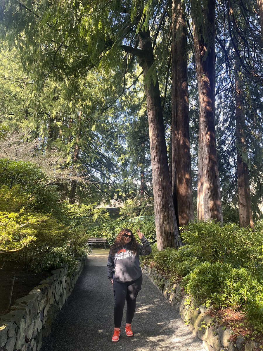 prieta1014's tweet photo. Spring Trip 2024 Canada #travelingtrio #britishcolumbia 🌳 🍂 🍃 ⛅️ https://t.co/guubxAApuK