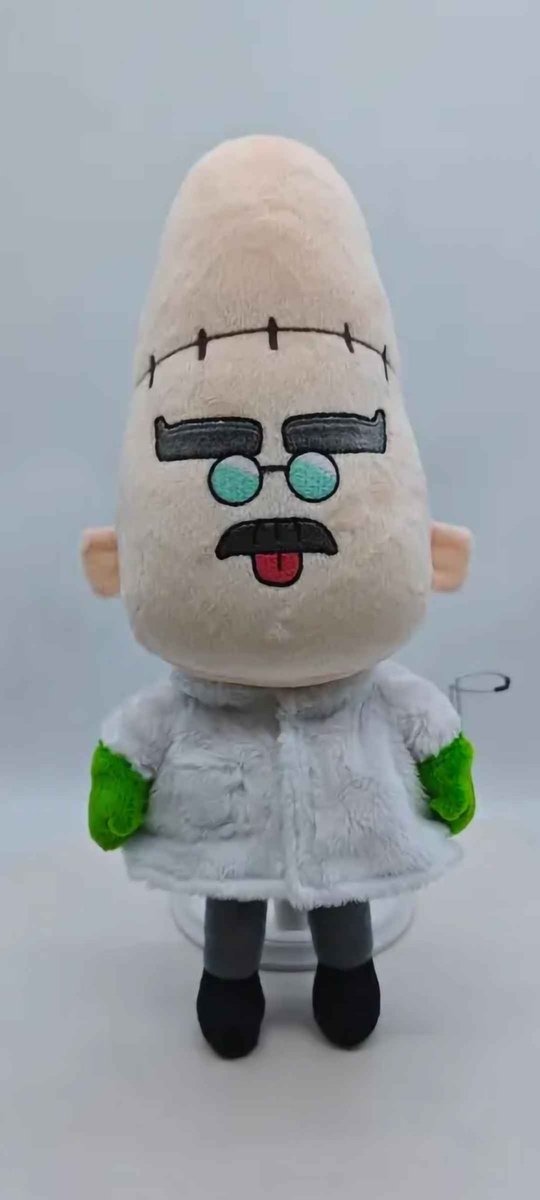 Am i the only person in the world that has all 4 $SNEAKY Plushies?!?
(Shout-out to my bro <a href="/George9D/">George ⚛️ 🉐 ✨</a> for sending me "Osmos" from Dubai 
🙌🏽❤️🙏🏽)

My Sloth will be shipped in December...
But Wen <a href="/madscientists_x/">Mad Scientists 🧪</a> plushie? 
🧪👀

Gm fam ❤️😊

sneaky.productions

<a href="/SneakyProds/">Sneaky Productions</a> 🐽