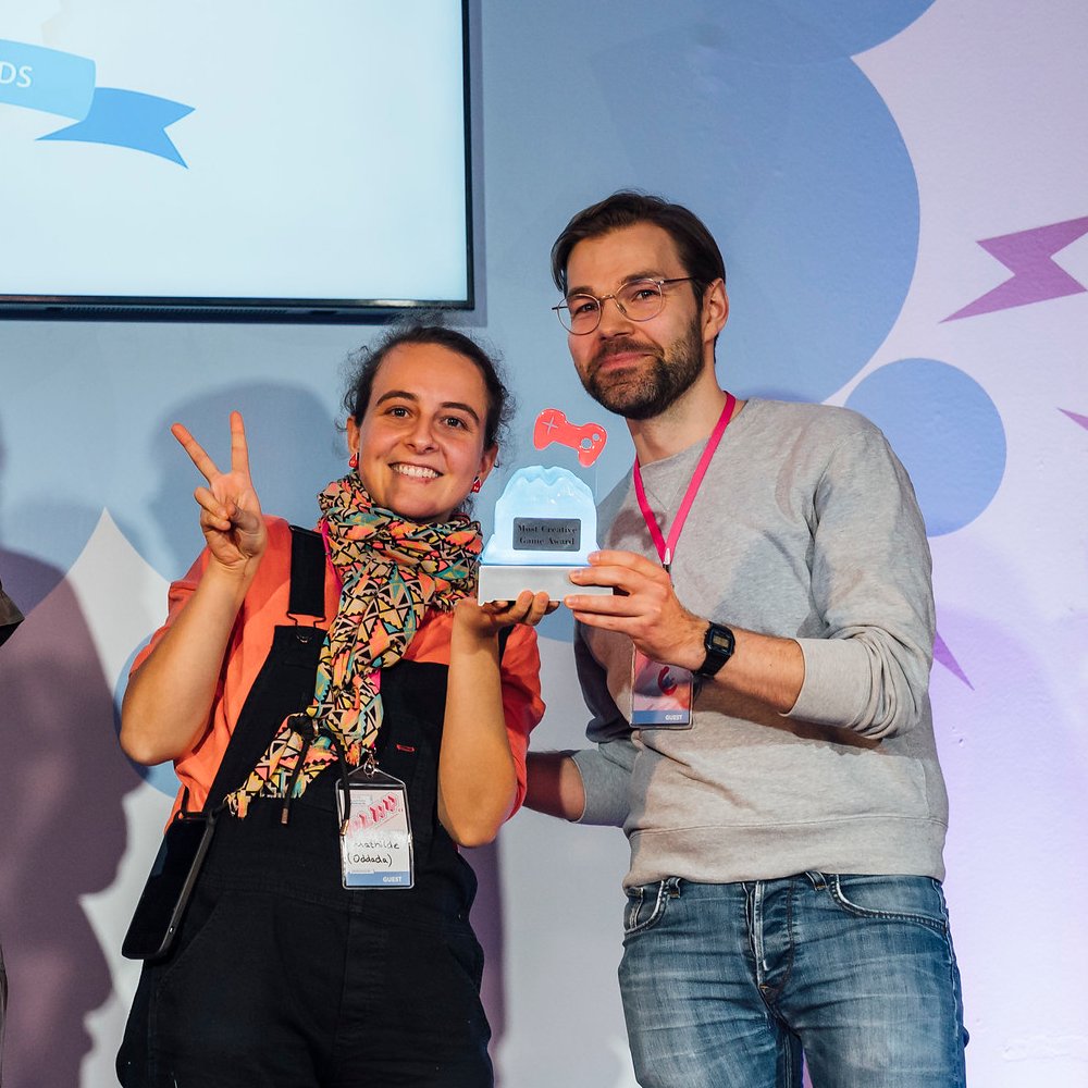 Mathilde 🚂🎶 mathildesound.bsky.social (@mathildesound) on Twitter photo 5 years ago I gave my first workshop <a href="/_PLAYfestival/">PLAY - Creative Gaming Festival</a> - I remember being super nervous about it, but it turned out super fun! 💥🦖
Such an honor to receive the PLAY creative game award for #ODDADA 5 years later! 🥲❤️
Thanks <a href="/SvenAhlgrimm/">Sven Ahlgrimm • ODDADA</a> + <a href="/ricecakejoe/">Bastian | ODDADA 🚂🎺</a> for making it possible! 5 years ago I gave my first workshop <a href="/_PLAYfestival/">PLAY - Creative Gaming Festival</a> - I remember being super nervous about it, but it turned out super fun! 💥🦖
Such an honor to receive the PLAY creative game award for #ODDADA 5 years later! 🥲❤️
Thanks <a href="/SvenAhlgrimm/">Sven Ahlgrimm • ODDADA</a> + <a href="/ricecakejoe/">Bastian | ODDADA 🚂🎺</a> for making it possible!