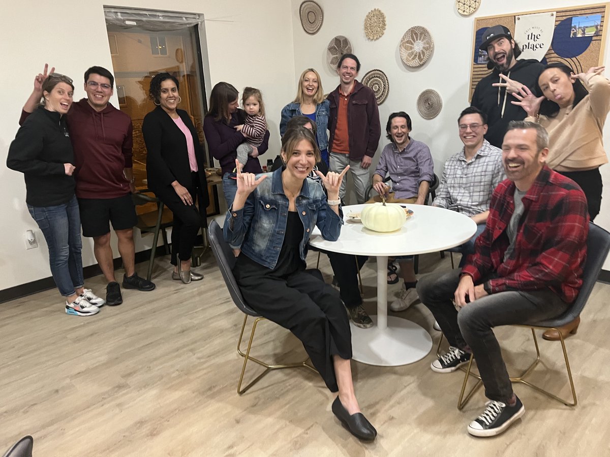 native_frame's tweet image. When you step away from the PR queue to ship some turkey. Great Thanksgiving feast with the Native Frame team.  #devlife #Grateful