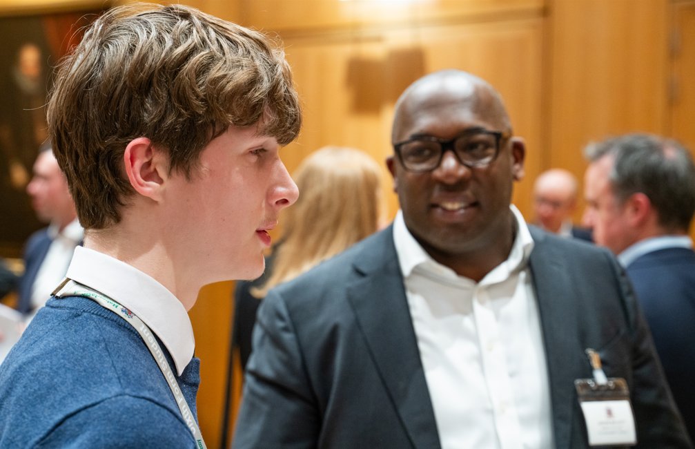 HaberdashersCo's tweet image. Last week we were thrilled to formally launch Habs Aspire at Haberdashers&apos; Hall. 

Habs Aspire is a dynamic mentoring programme for
Haberdashers’ sixth formers connects them
with professionals from our extensive
membership and community networks.