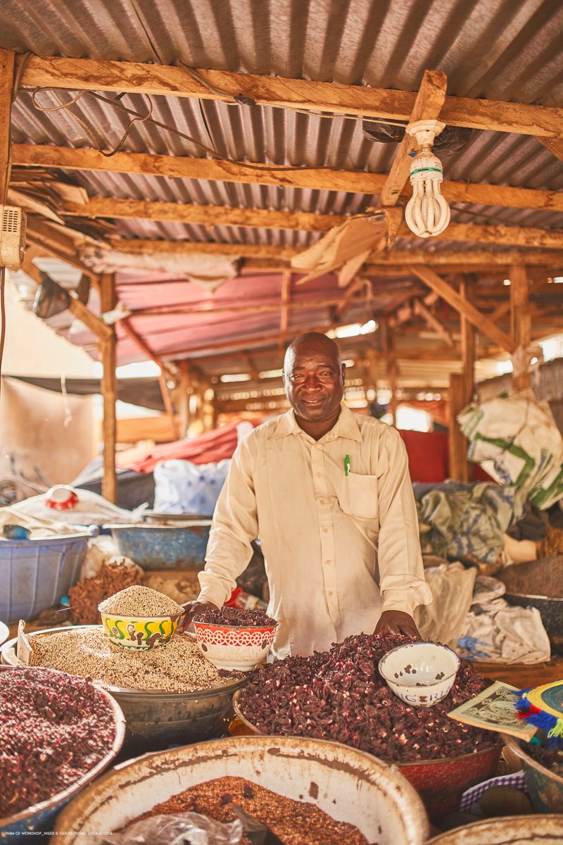 PARMinfo's tweet photo. Au #Niger, la PARM a identifié les risques liés à la volatilité des prix et aux facteurs macroéconomiques comme des défis majeurs au développement l’agriculture du pays.

Le Projet d’Atténuation des Risques de Marché au #Niger 🇳🇪 #PARMN développé par la #PARM en collaboration avec le Secretariat Général du Gouvernement vise à renforcer l’environnement économique pour soutenir les activités des petits producteurs et accroître leur résilience.

En savoir plus : https://t.co/Fd5hfBlKYQ