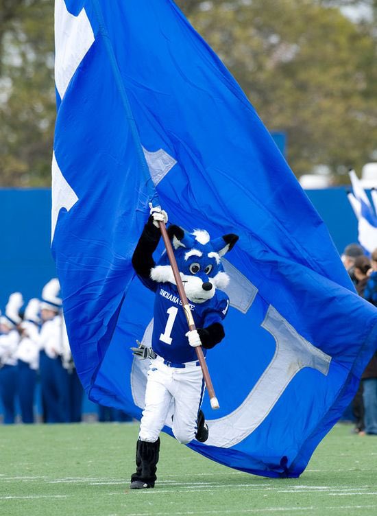 FCRecruits's tweet image. We Are Discussing Recruiting!!!! 🏭📈

If You Are In C/o 25 or 26 &amp;amp; Interested In Being Recruited By Indiana State University (  @IndStFB ) Please comment film, DM transcripts, Tag us saying it’s DONE. We Are Sending Over Playmakers For Evaluation. #LeaveNoDoubt #TheHome🏭