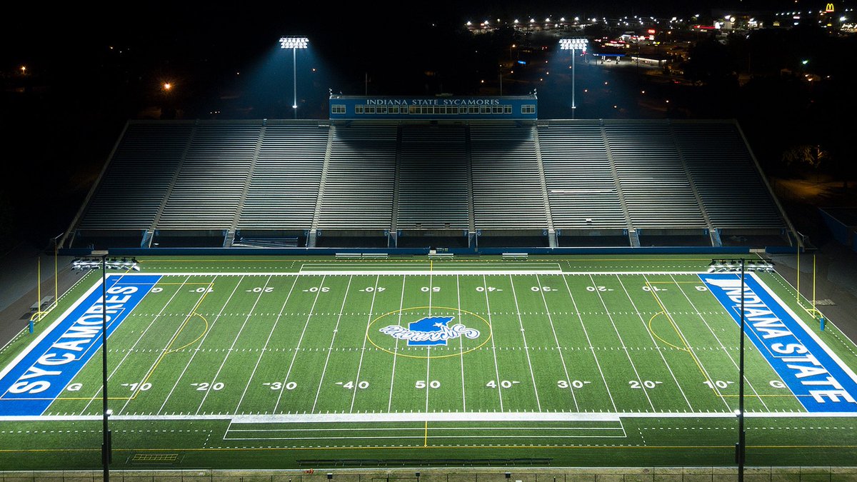 FCRecruits's tweet image. We Are Discussing Recruiting!!!! 🏭📈

If You Are In C/o 25 or 26 &amp;amp; Interested In Being Recruited By Indiana State University (  @IndStFB ) Please comment film, DM transcripts, Tag us saying it’s DONE. We Are Sending Over Playmakers For Evaluation. #LeaveNoDoubt #TheHome🏭