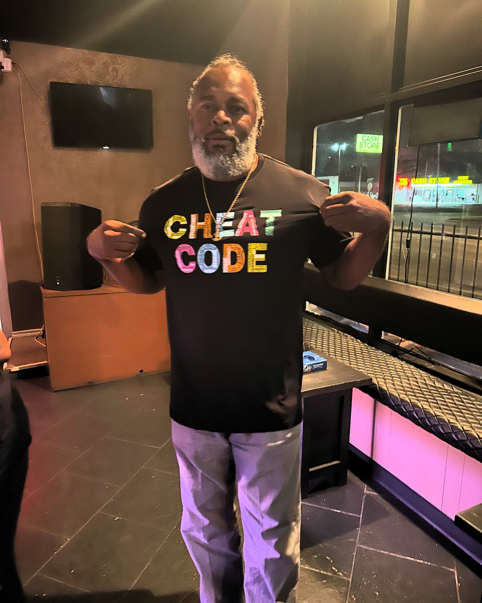 Coach_E_B's tweet image. What do you do that sets you a part?

What do you do that keeps you grounded??

What internal compass centers your being???

THATS A CHEAT CODE 👨‍💻 

#ebapparel #ebapparelcollection #brandedapparel #customapparel #christianapparel #apparel #prayer #pray